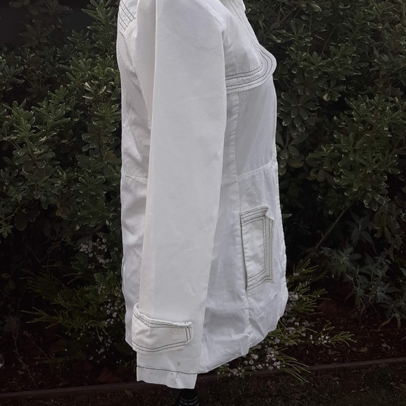 Light Weight Coat with Detachable Hood XS - Picture 6 of 7